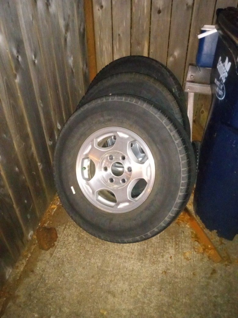 265/70/R16 , Rims And Tires, 6 Lug