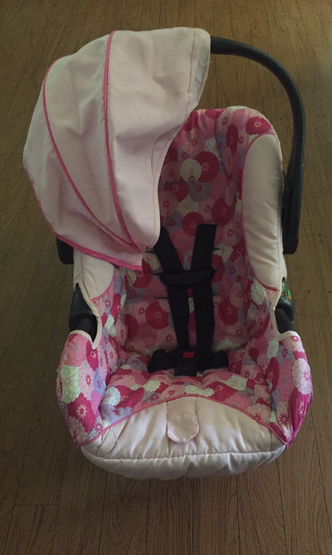 Infant car seat. With base