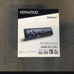 Kenwood Single Din Radio Bluetooth Digital Media Receiver