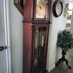 Grandfather Clock Would Have Key Works Perfect Chimes On The Hour And A Half Hour