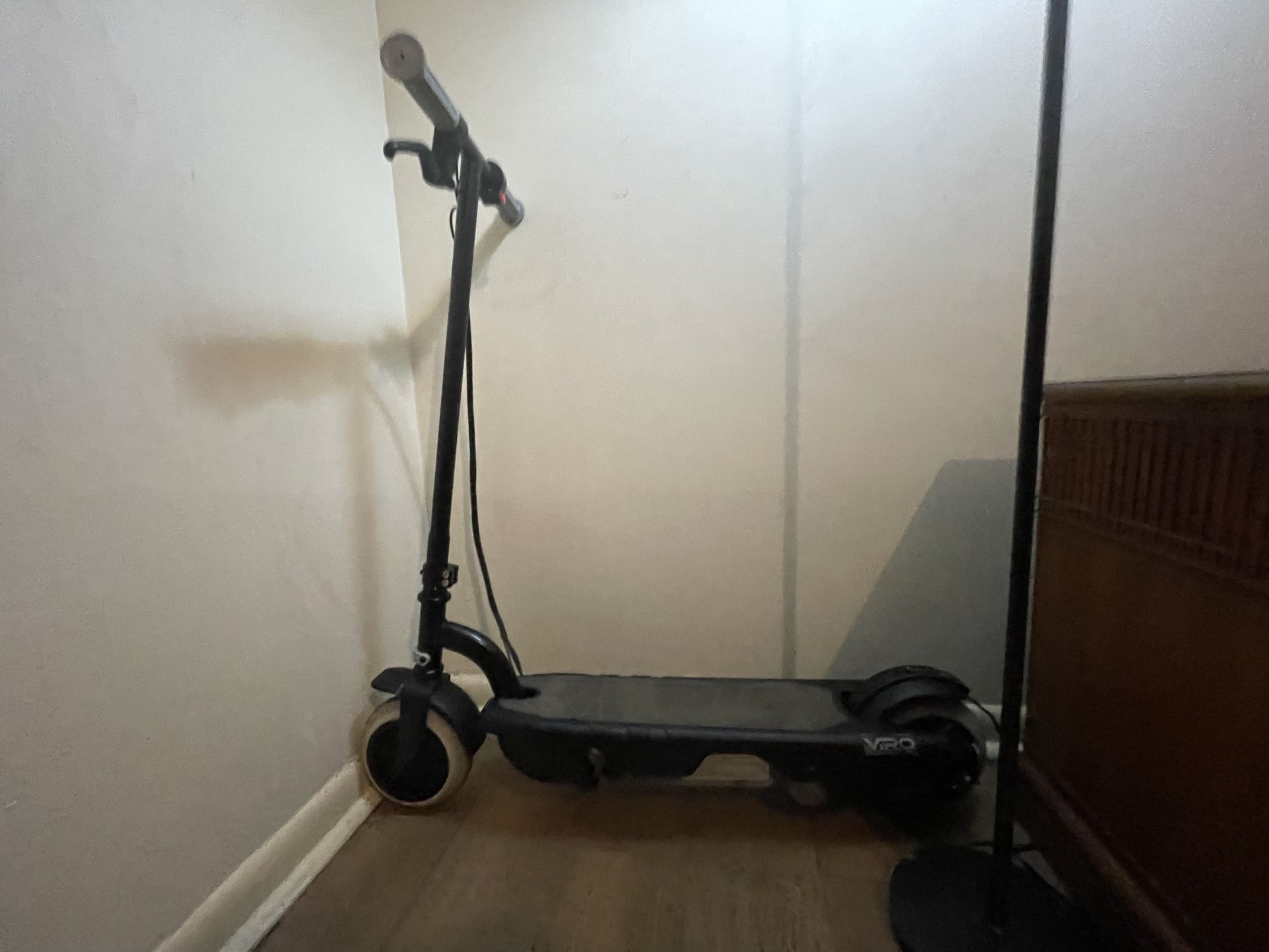 10 Mph Electric Scooter( Working)