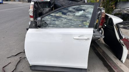 2014-2018 TOYOTA RAV4 FRONT DRIVER SIDE DOOR 👉👉ASK FOR PRICE 