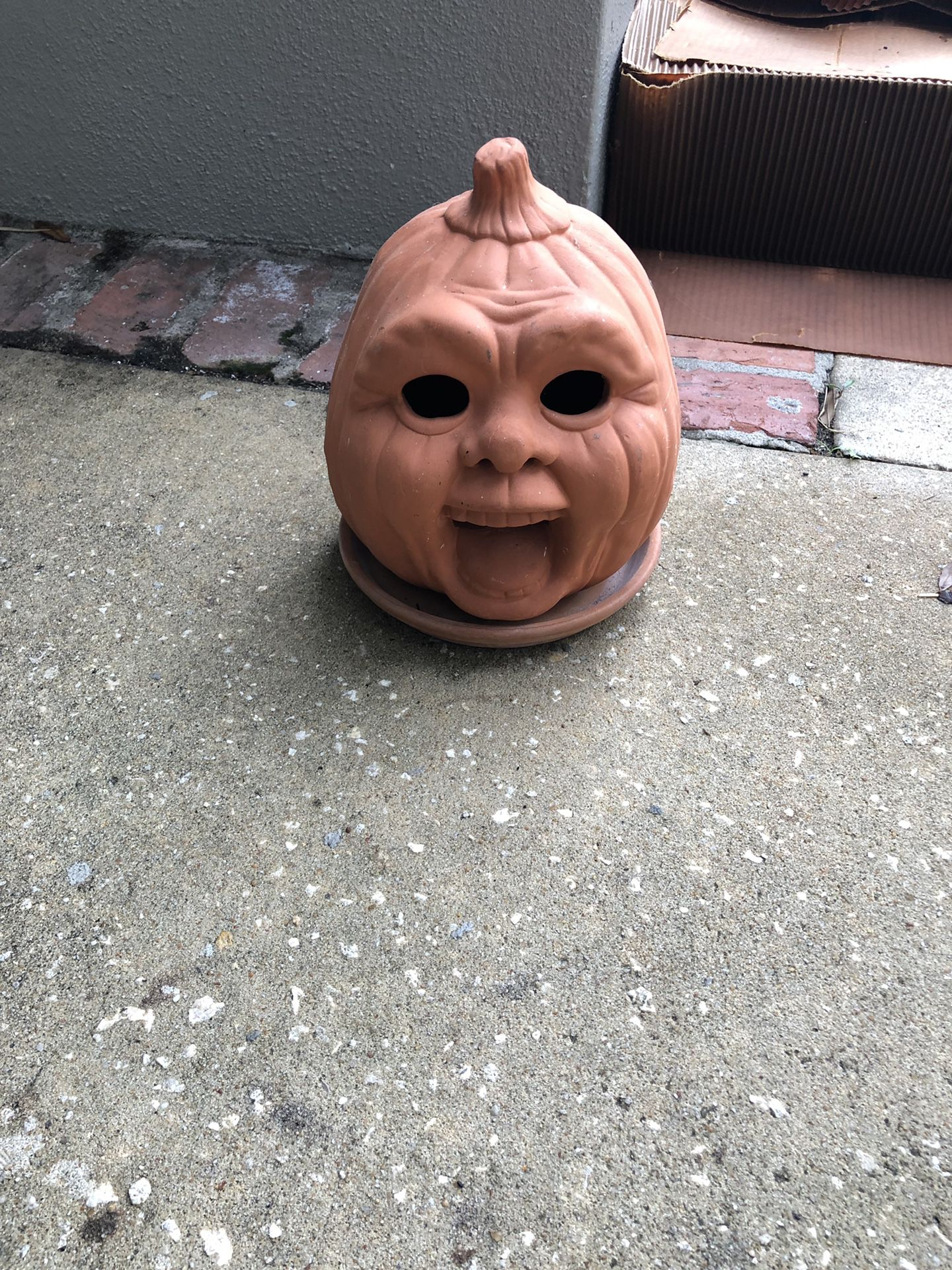 Ceramic jack o lantern pot