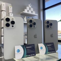 iPhone 16 Pro Max Unlocked 256Gb Like New With Warranty 