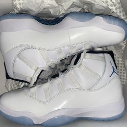 AIR JORDAN 11 RETRO 