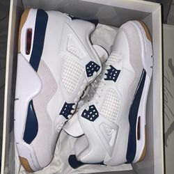 JORDAN 4’S NAVY BLUE SB 🔥