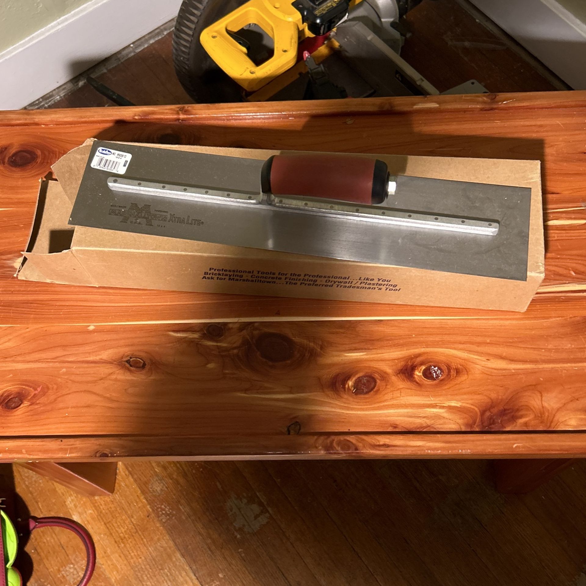 Marshalltown Xtra lite 18 X 4 Finishing Trowel With Durasoft Handle