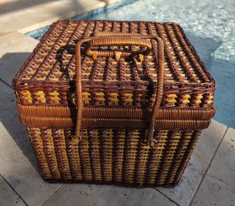 Vintage Wicker Picnic Basket(12"x13"x10.5") With Hard Plastic Picnic Wares