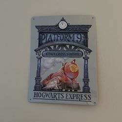Platform 9 3/4 Sign