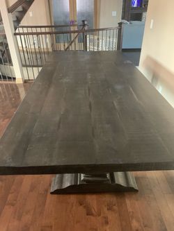 Dining room table