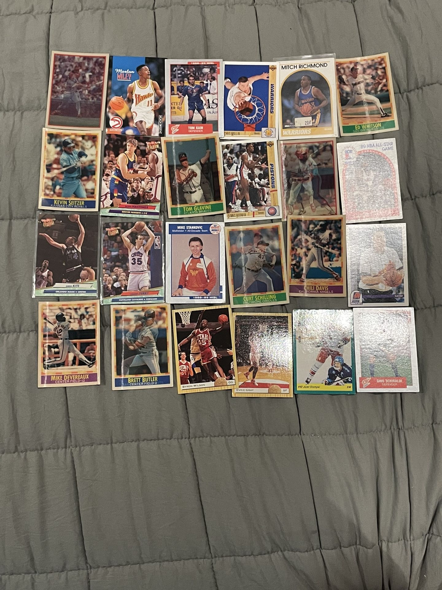 Baseball Soccer Basketball And Hockey Cards
