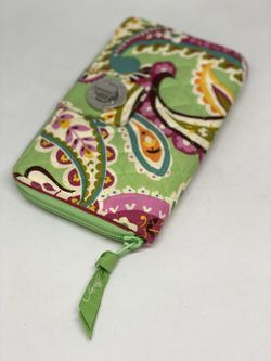 VERA BRADLEY Large Turnlock Wallet 💫NWOT💫