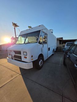 1998 freightliner food truck