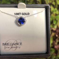 10kt White Gold Blue Sapphire Necklace Pendant 18” Long 