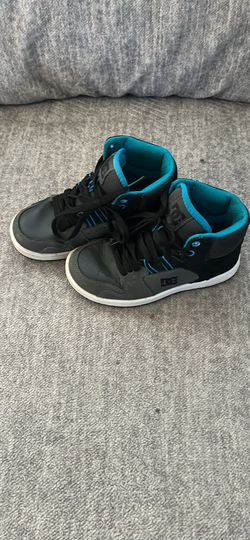 Kids DC Size 2 Shoes