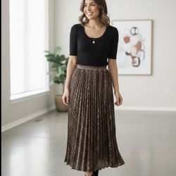 Philosophy Elegant Brown Maxi Skirt and black blouse