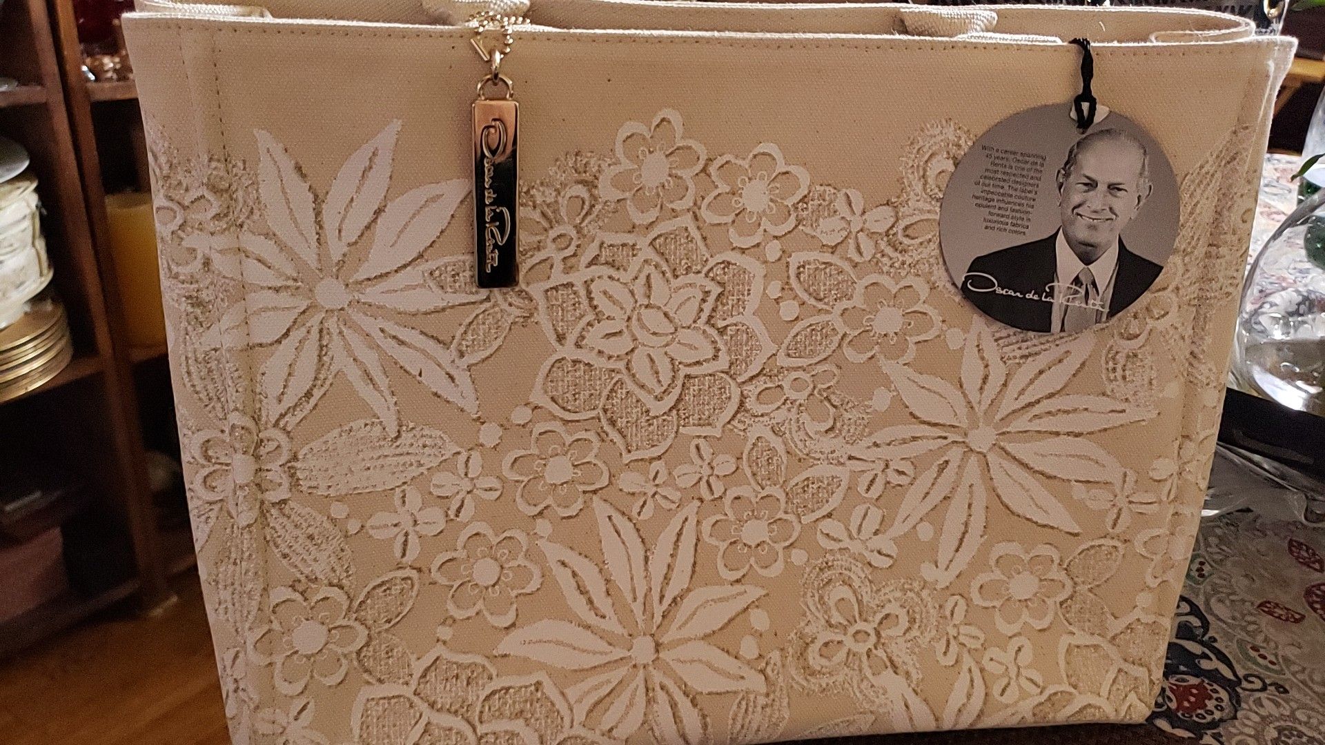 Beautifull purse. Oscar de la renta