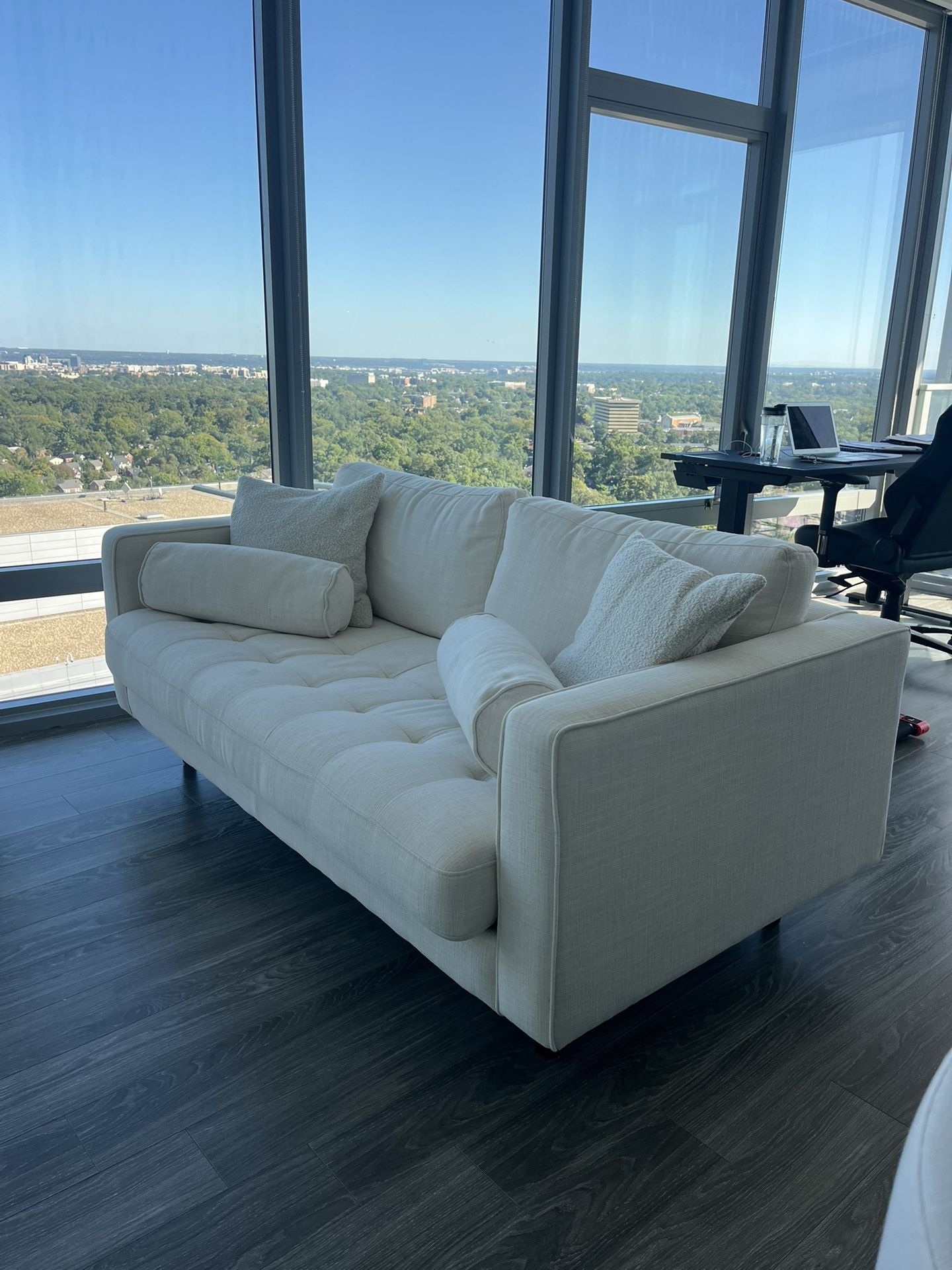 DESIGNER SOFA