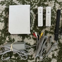 Nintendo Wii With 2 WiiMotes