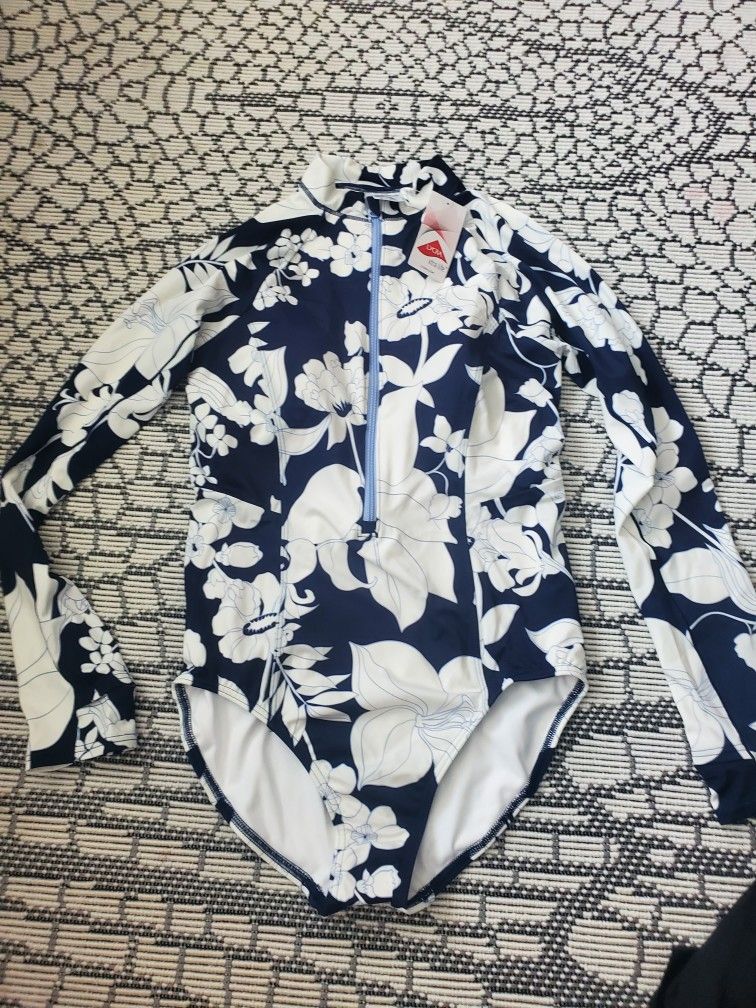 Long Sleeve Swuimsuit