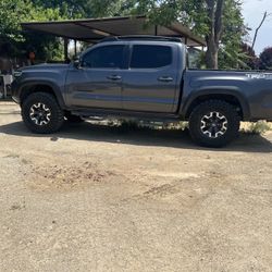 Toyota Tacoma