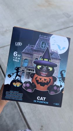 Brand New Halloween decoration 5.9ft Inflatable Black Cat With Pumpkin Outfit