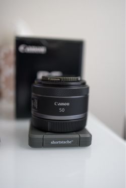 Canon RF 50mm f/1.8 STM Lens