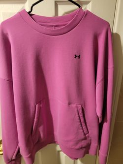 Under Armour sweatshirt