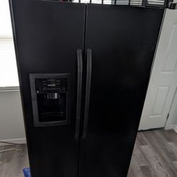 Ge Side-by-side Refrigerator
