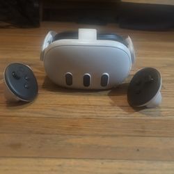 Meta Quest 3 VR Headset 128GB w/ Controllers – Works Great