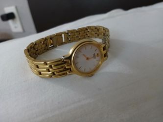 Seiko Women's Seiko 1N00-0A90, 