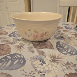 Large Mixing Bowl