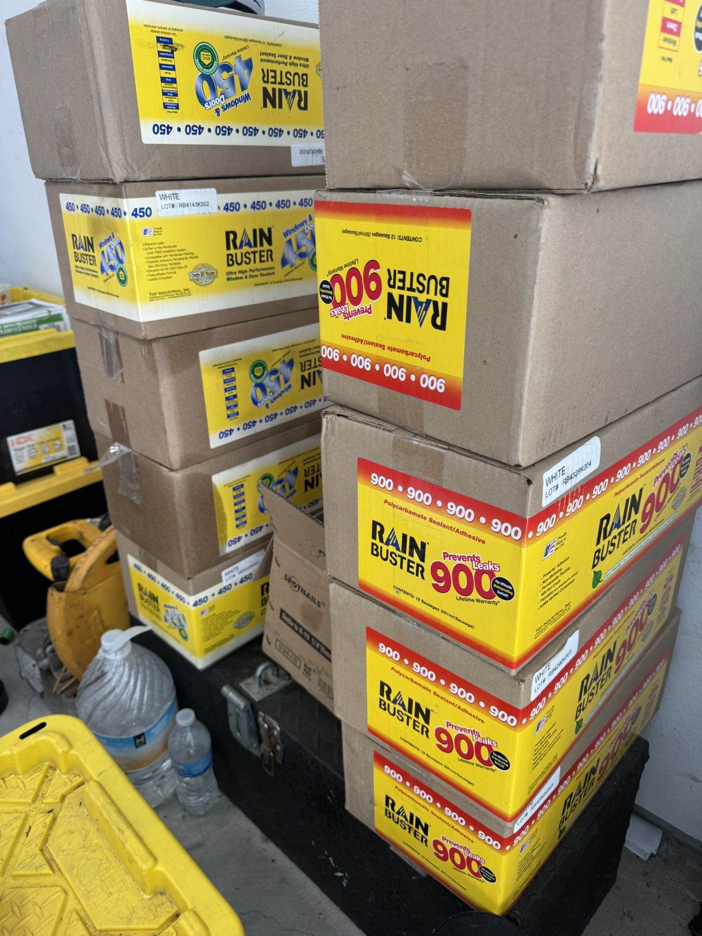  Caulking Rain Buster  Box