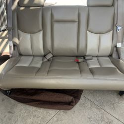 Denali/Yukon XL Third Row Seat From 2000-2006