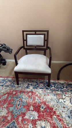 Ashley Furniture Showood Accent Chair