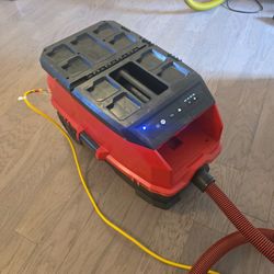 Milwaukee Dust Extractor