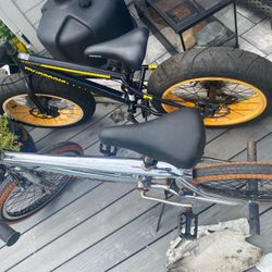 Mongoose Kids Bike, 20 Inch Wheels