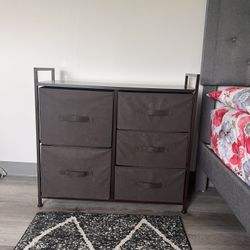 Closet Organizer Drawers With 5 Fabric Storage Units