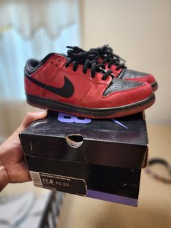 Nike sb milli vanilli dunk low size 11.5