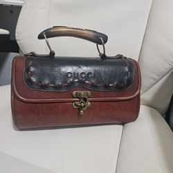 Vintage  AD 231 GUCCI hand Bag