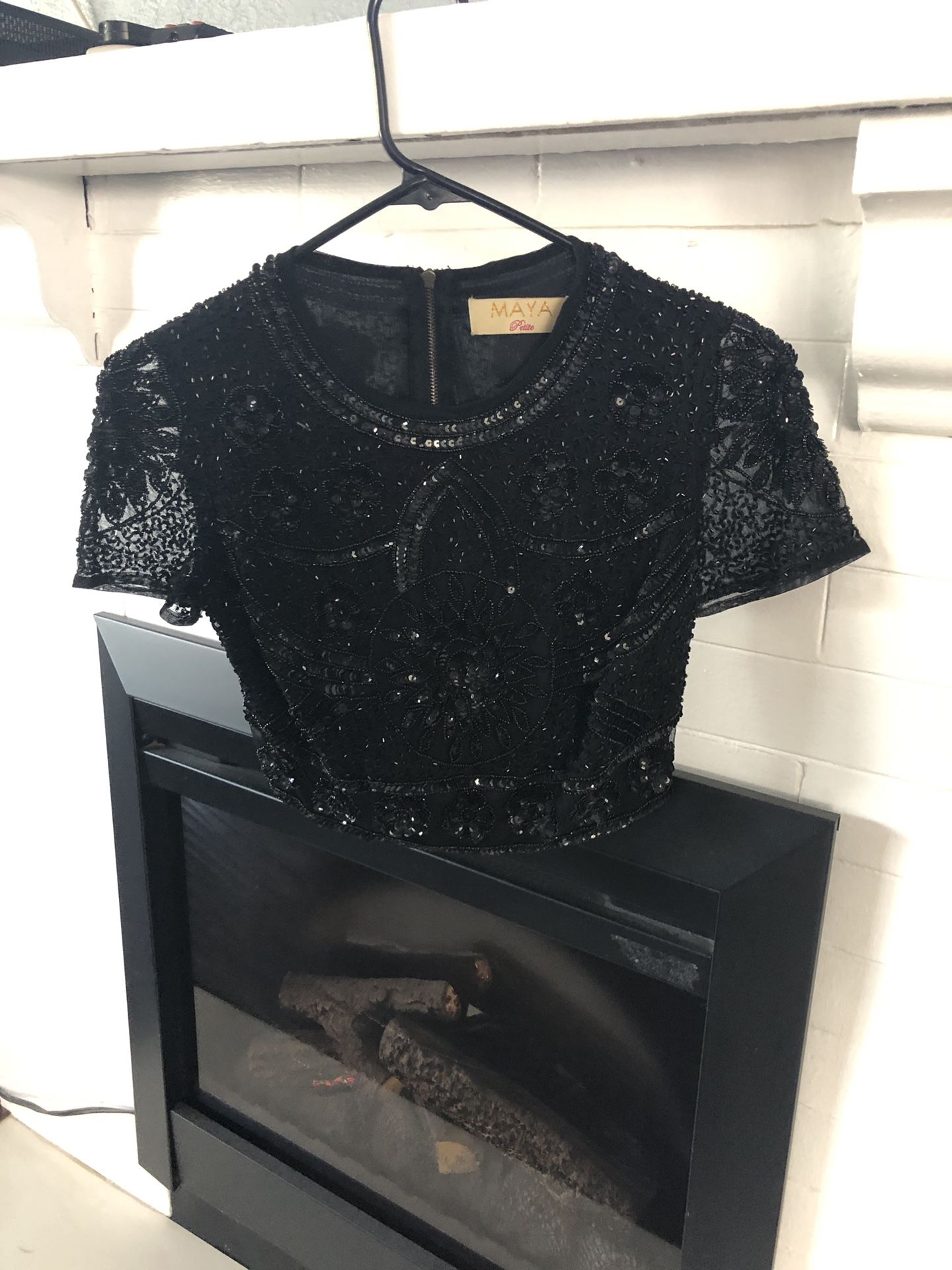 Maya petite crop blouse