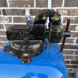 Vintage Vise 6”