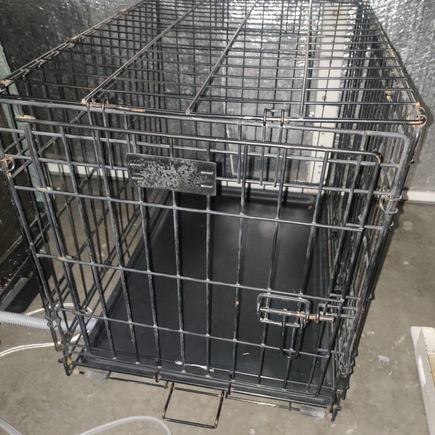 Black Metal Dog Cage Animal Carrier