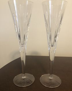 Reed & Barton Crystal Soho Champagne Flutes