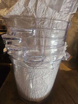 7  PLASTIC  Drink Buckets