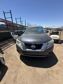 2014 Nissan Pathfinder Parts
