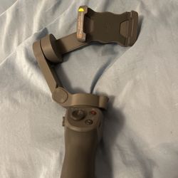 DJI Osmo Mobile 3 - 3-Axis Smartphone Gimbal Handheld Stabilizer