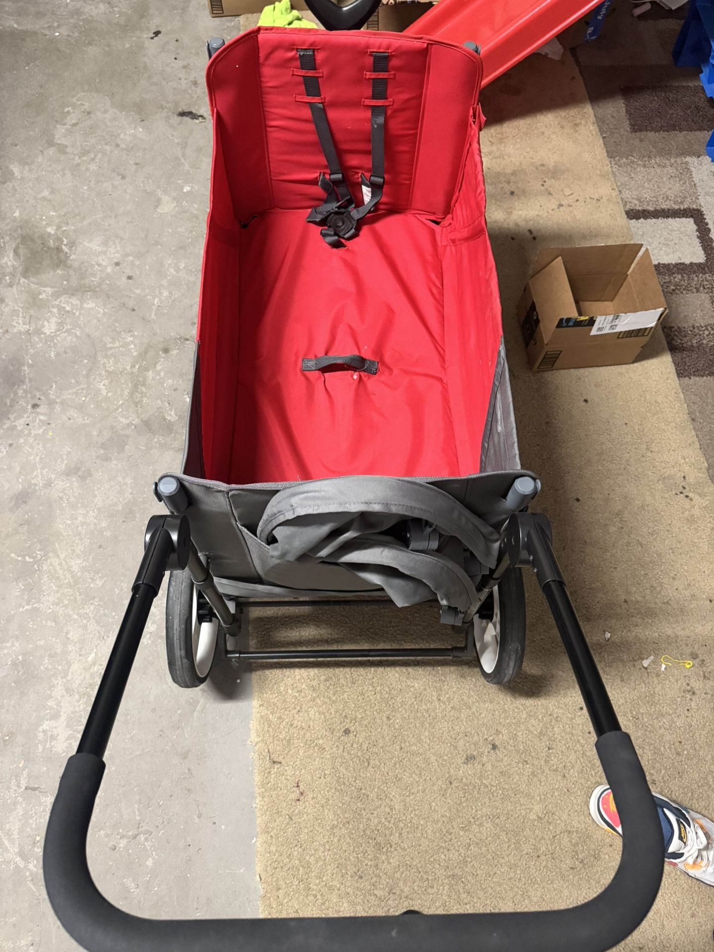 Radio Flyer Stroller Wagon - 100 - OBO