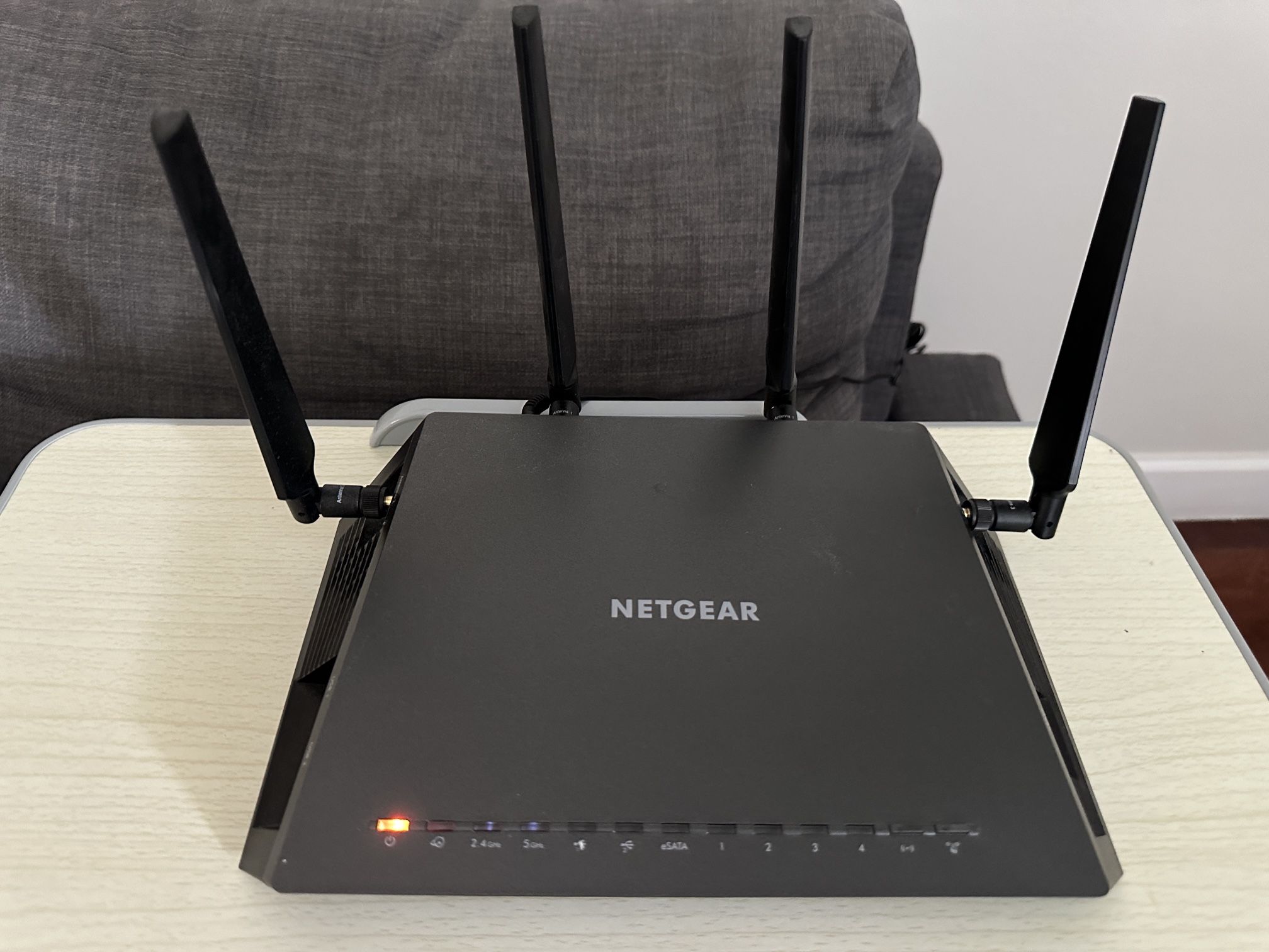NETGEAR Nighthawk X4S Smart WiFi Router (R7800)