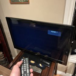 33.5” TV